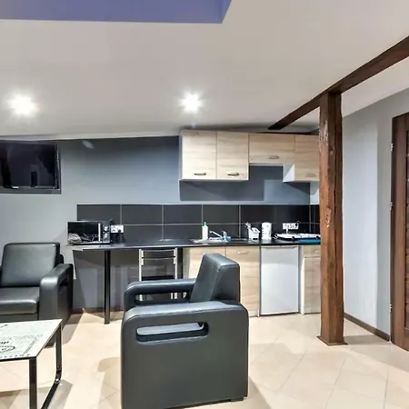 Apartment Crystal Viii *